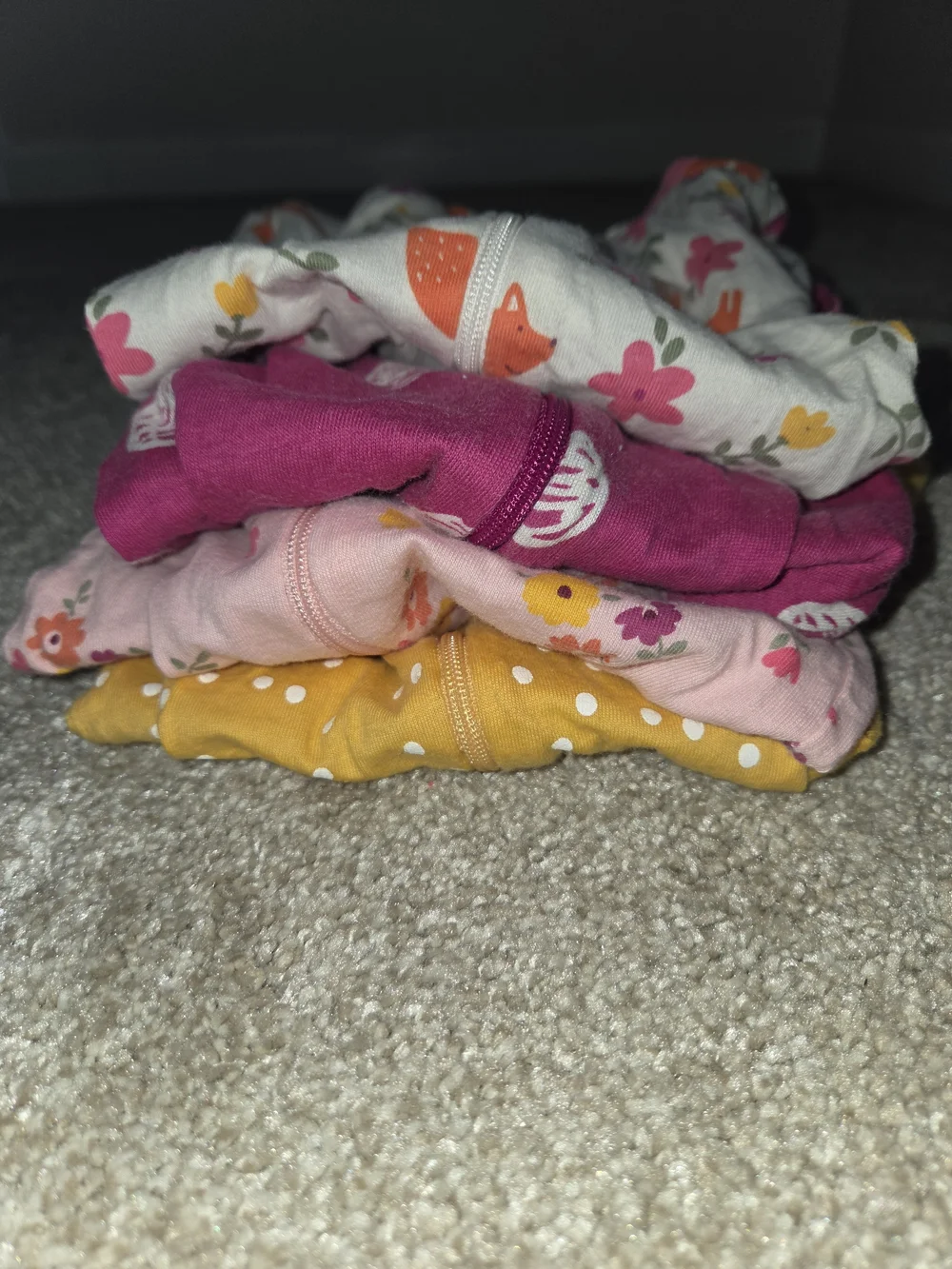 Bundle Of 4, 